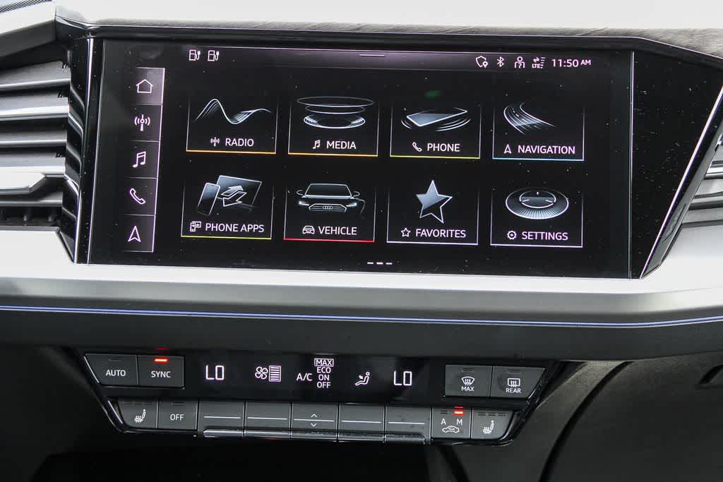 Thumbnail: 2023 Audi Q4 e-tron - 12