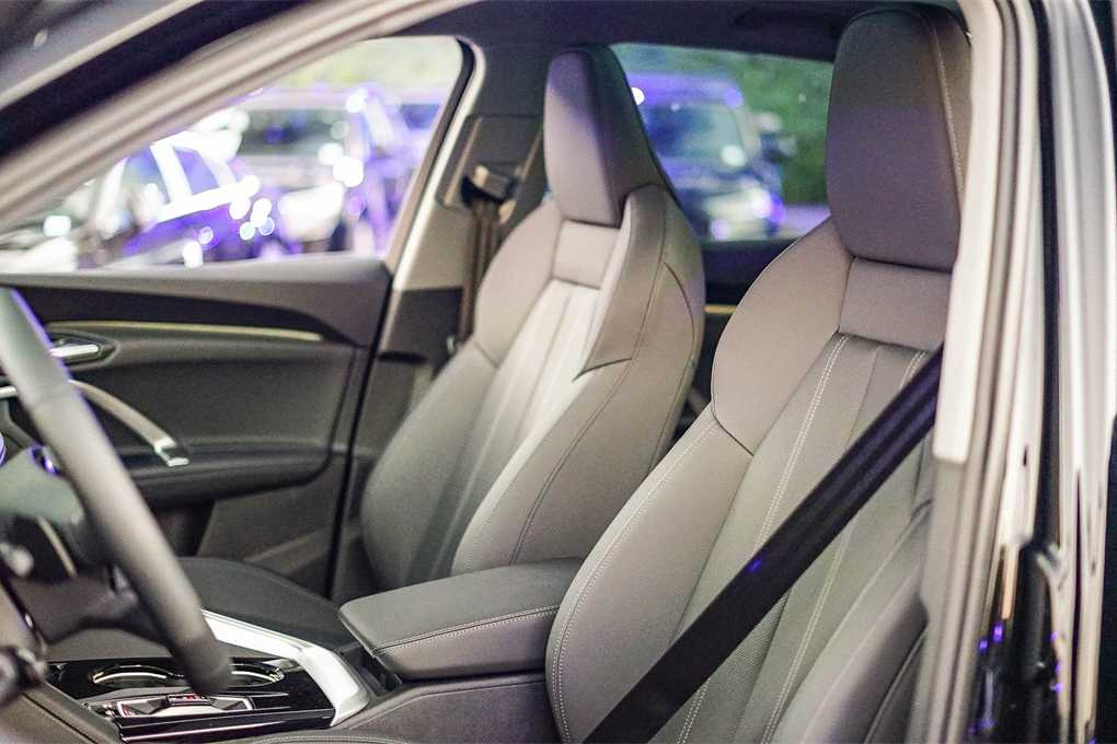 Thumbnail: 2025 Audi Q5 - 17