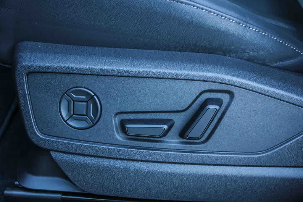 Thumbnail: 2025 Audi Q5 - 21