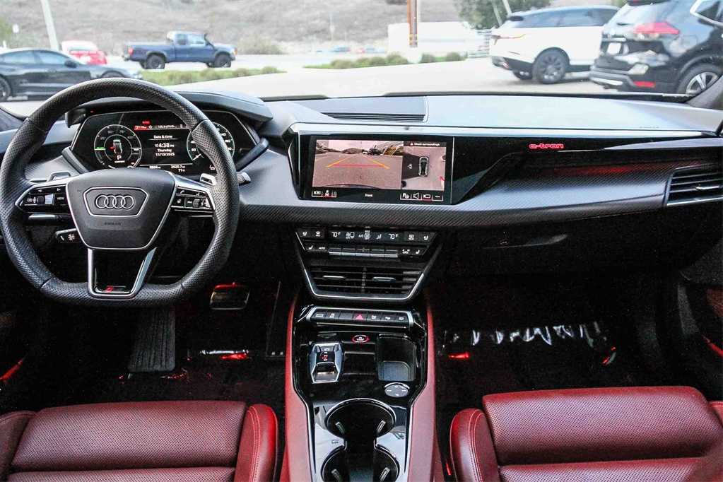 Thumbnail: 2024 Audi RS e-tron GT - 13