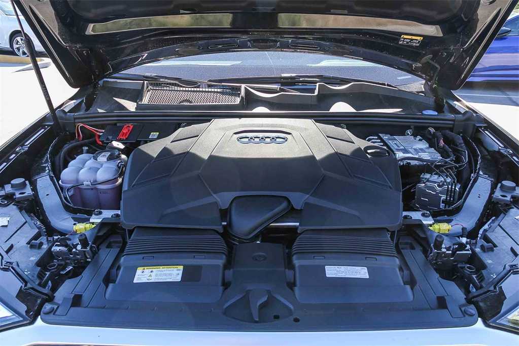 Thumbnail: 2025 Audi Q7 - 27