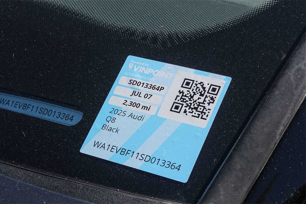 Thumbnail: 2025 Audi Q8 - 32