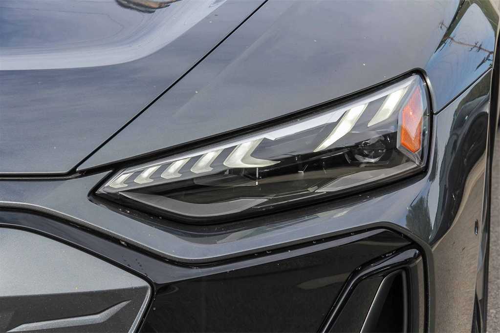 Thumbnail: 2026 Audi e-tron GT - 7