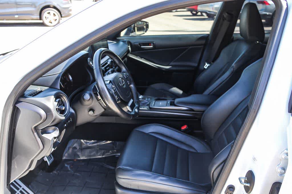 Thumbnail: 2023 Lexus IS - 16