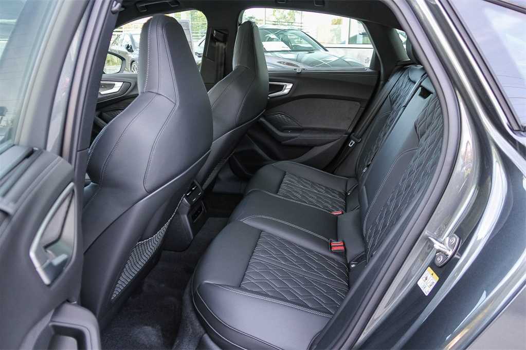 Thumbnail: 2025 Audi S5 - 17