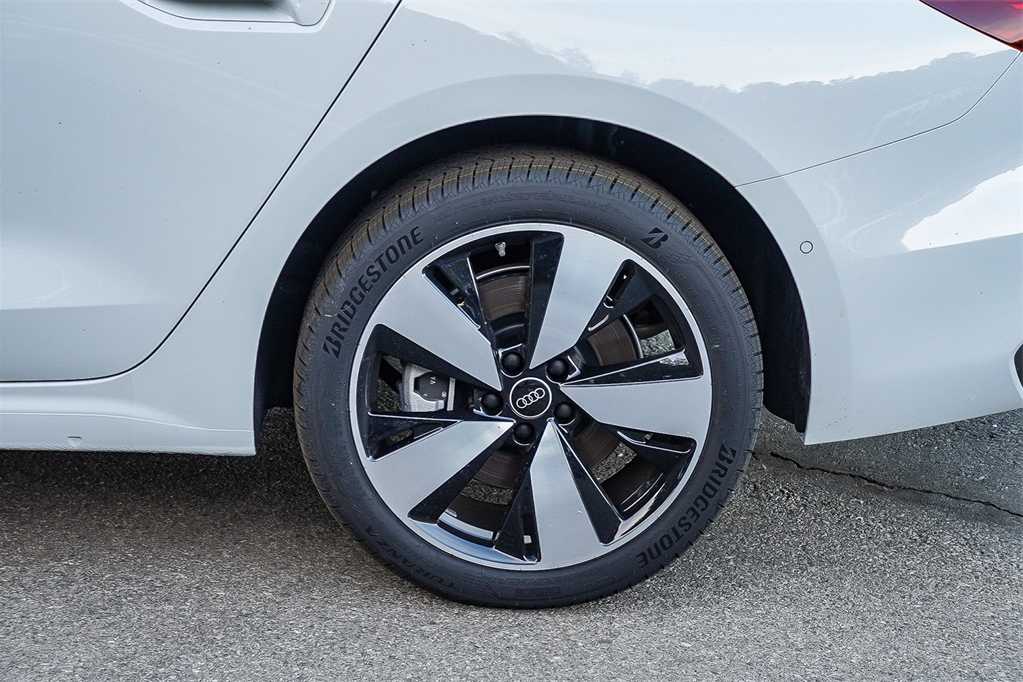 Thumbnail: 2025 Audi A5 - 11