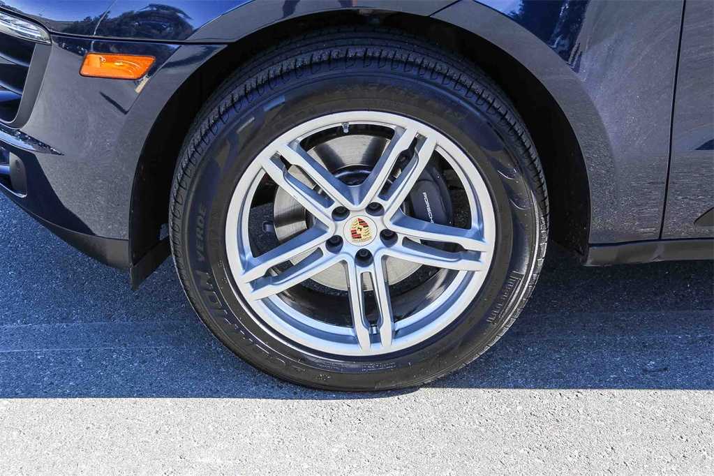 Thumbnail: 2018 Porsche Macan - 9