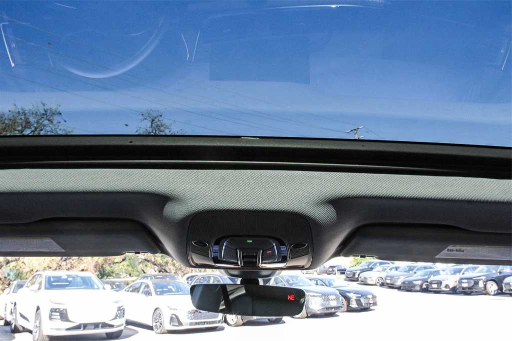 Thumbnail: 2023 Audi Q5 - 8