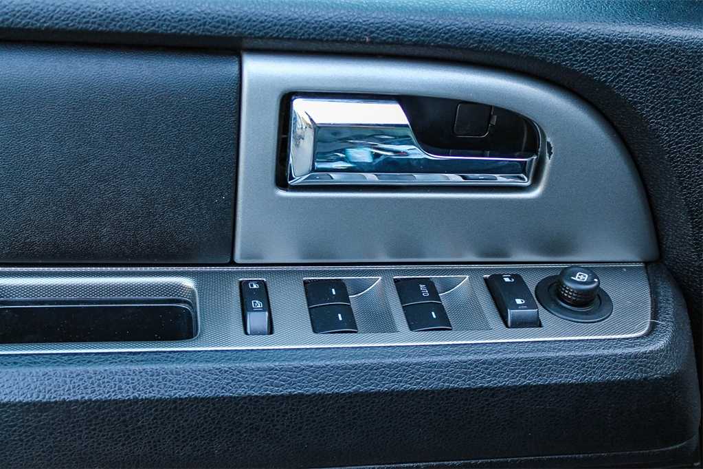 Thumbnail: 2015 Ford Expedition - 23