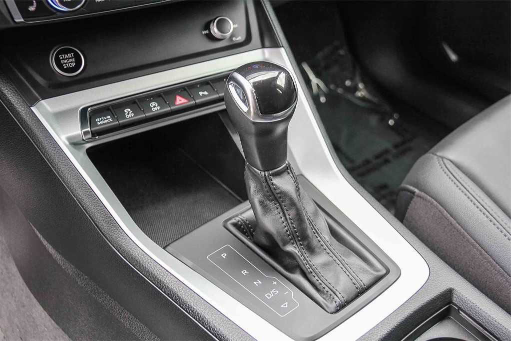 Thumbnail: 2021 Audi Q3 - 19