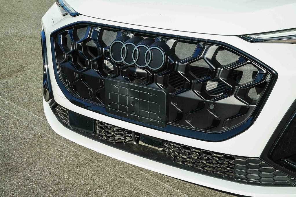 Thumbnail: 2026 Audi Q5 - 8