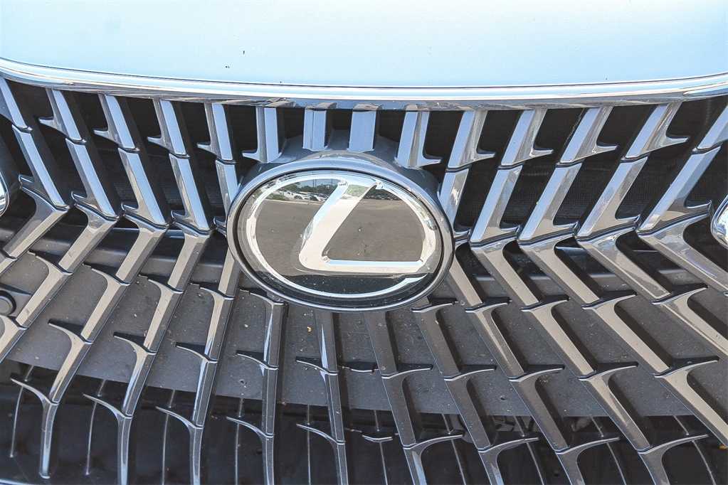 Thumbnail: 2024 Lexus ES - 9