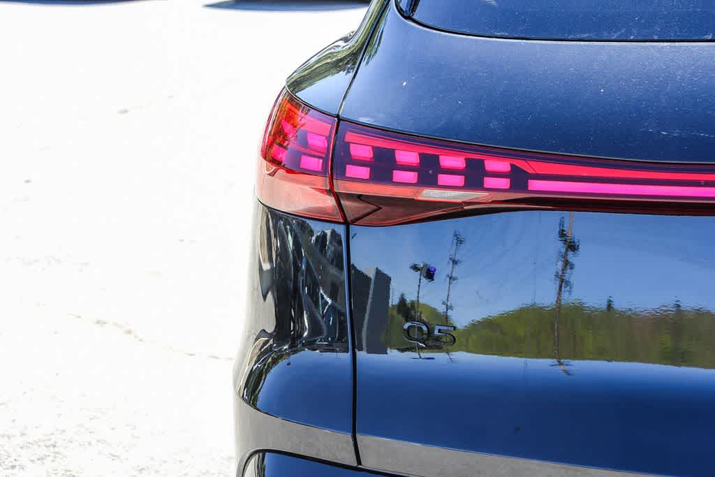 Thumbnail: 2025 Audi Q5 - 11