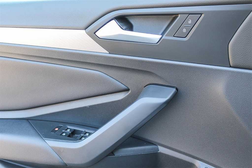 Thumbnail: 2019 Volkswagen Jetta - 22