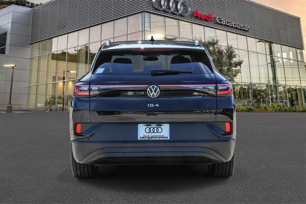 Thumbnail: 2023 Volkswagen ID.4 - 3
