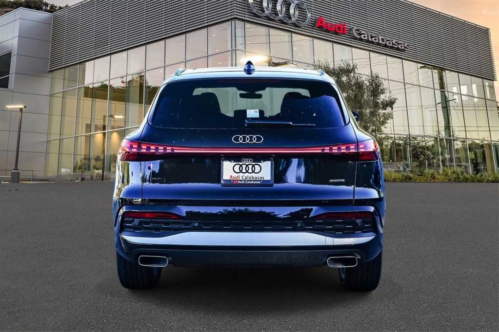 Thumbnail: 2025 Audi Q5 - 3