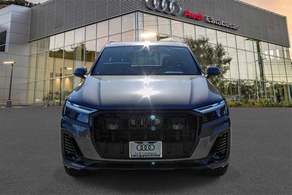 Thumbnail: 2025 Audi Q7 - 6
