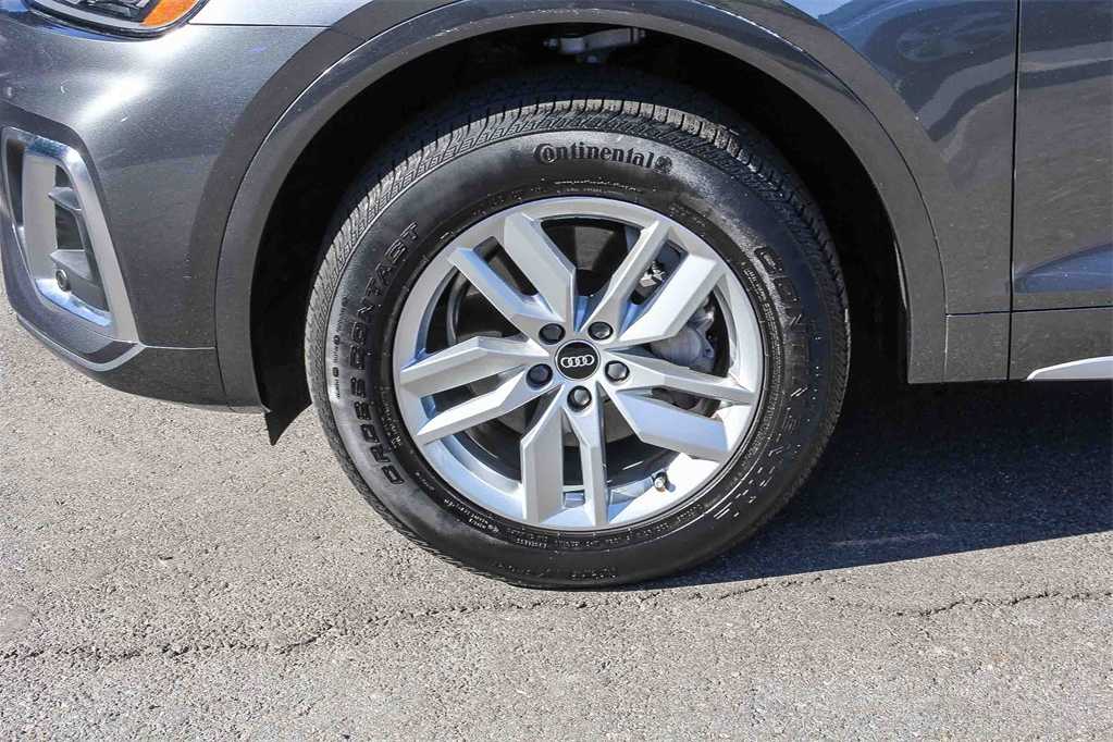 Thumbnail: 2022 Audi Q5 - 9