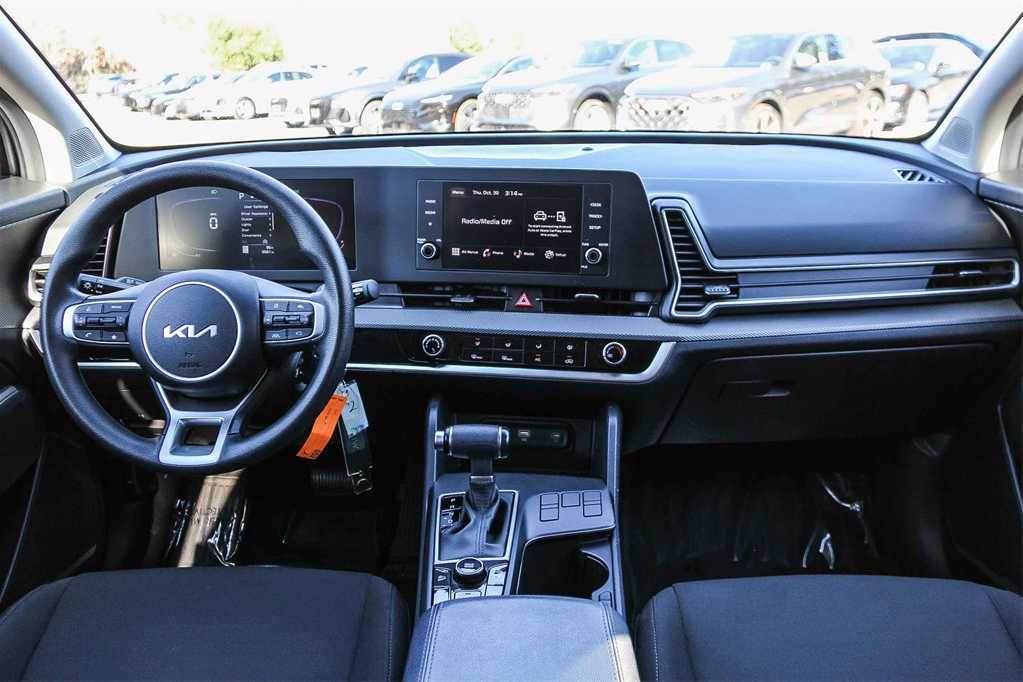 Thumbnail: 2023 Kia Sportage - 12