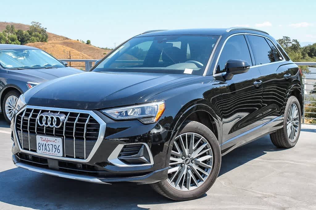 2022 Audi Q3 Premium -
                Calabasas, CA