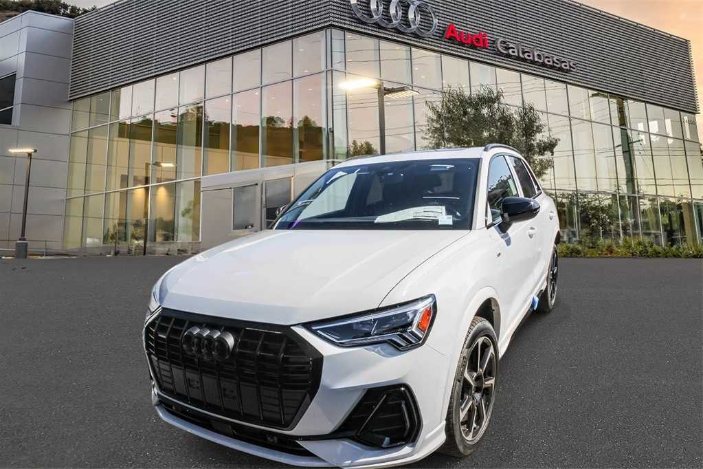 Thumbnail: 2025 Audi Q3 - 1