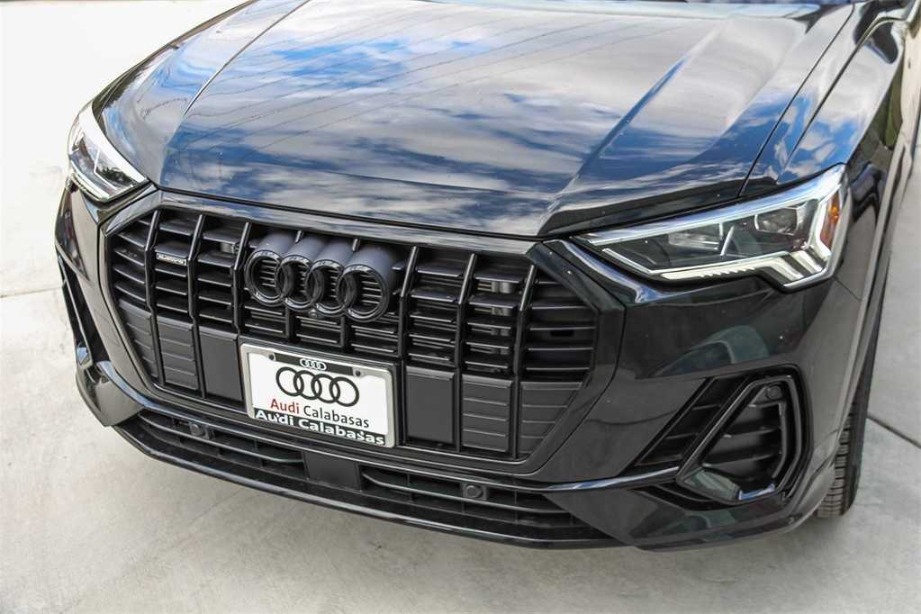 Thumbnail: 2025 Audi Q3 - 8