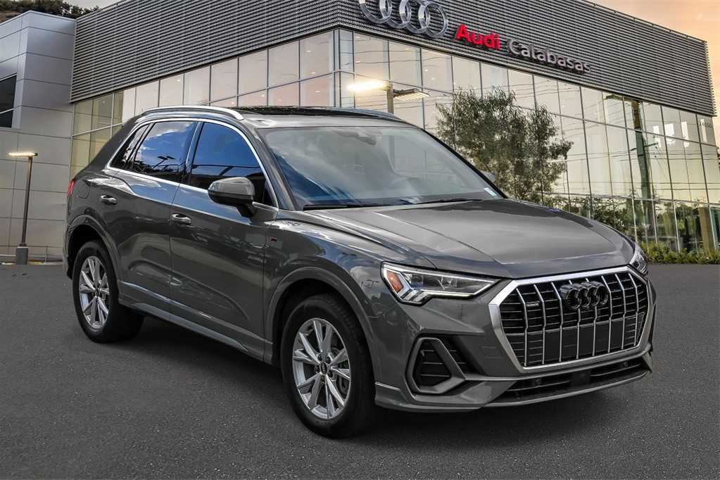 Thumbnail: 2022 Audi Q3 - 5