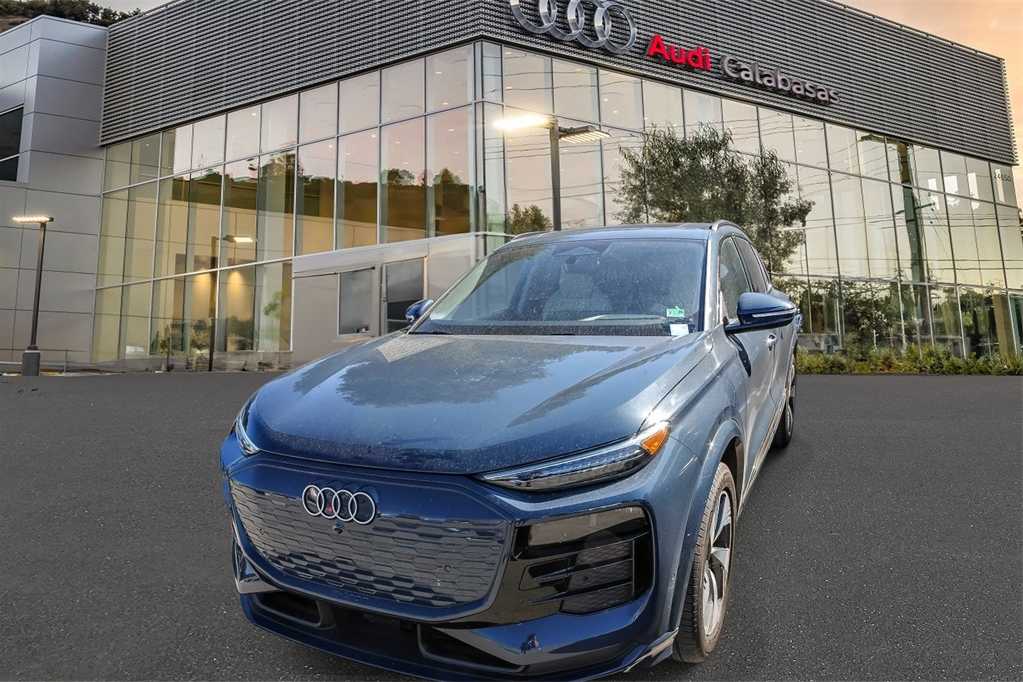 2025 Audi Q6 e-tron Premium -
                  Calabasas, CA