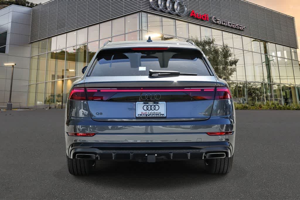 Thumbnail: 2026 Audi Q8 - 3