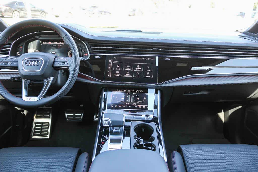 Thumbnail: 2026 Audi Q7 - 10