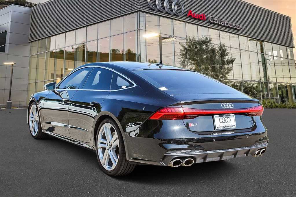 Thumbnail: 2022 Audi S7 - 6