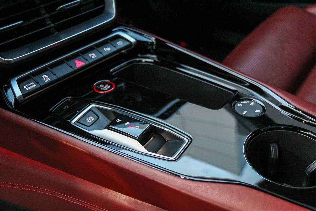 Thumbnail: 2024 Audi RS e-tron GT - 20