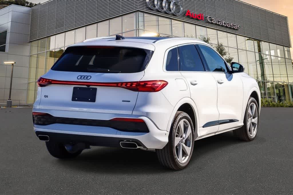 Thumbnail: 2025 Audi Q5 - 4