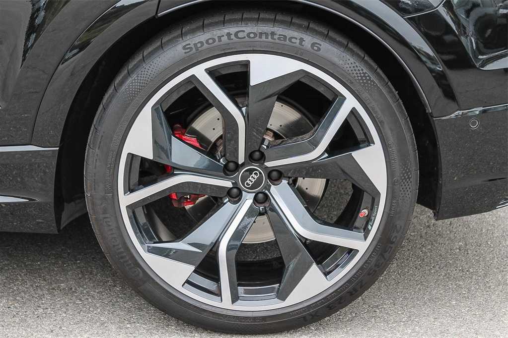 Thumbnail: 2022 Audi RS Q8 - 11