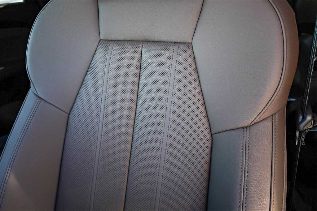 Thumbnail: 2025 Audi Q5 - 28