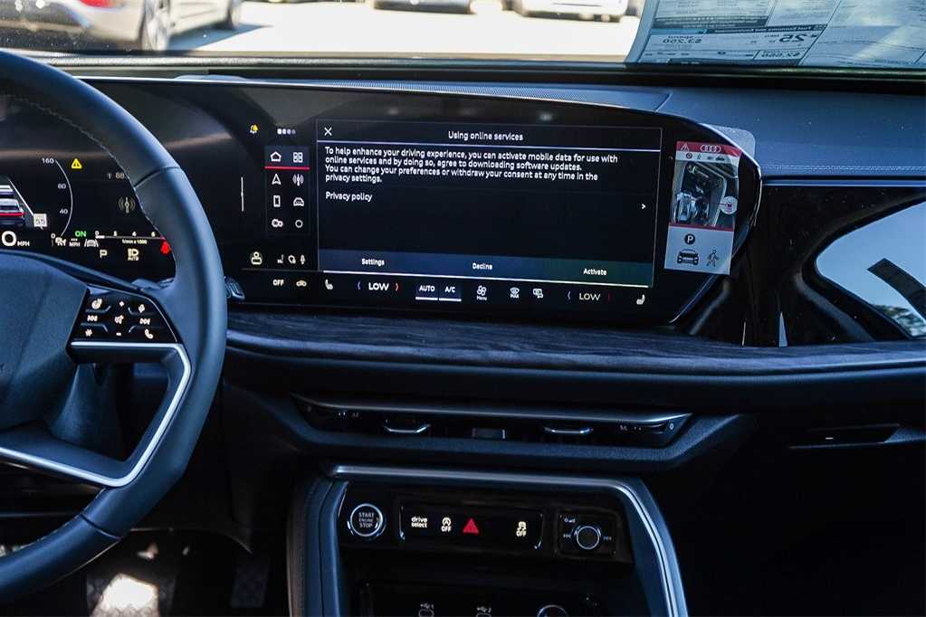 Thumbnail: 2025 Audi Q5 - 13