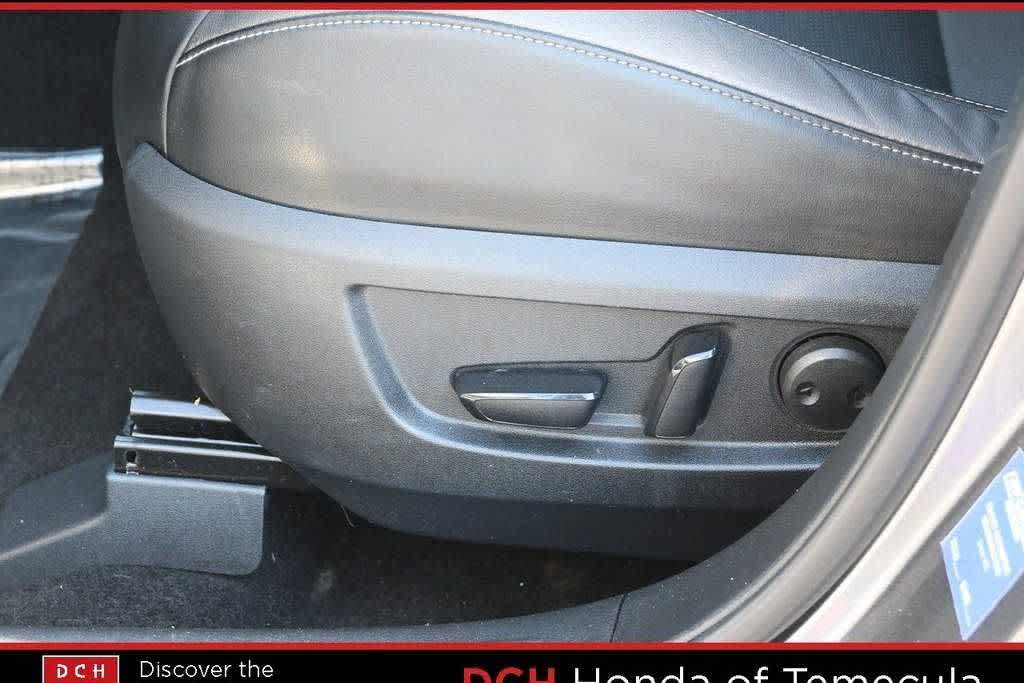 Thumbnail: 2021 INFINITI QX50 - 17