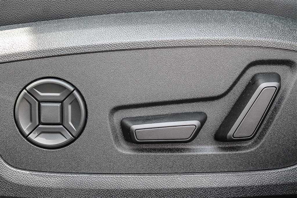 Thumbnail: 2025 Audi A5 - 24