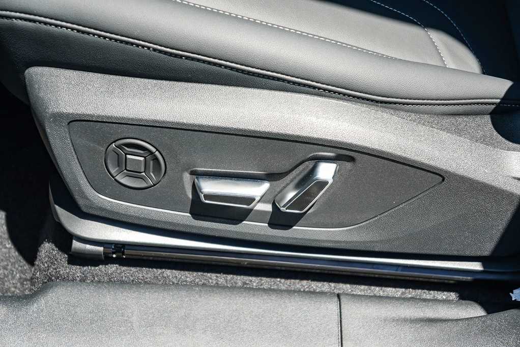 Thumbnail: 2026 Audi Q3 - 24