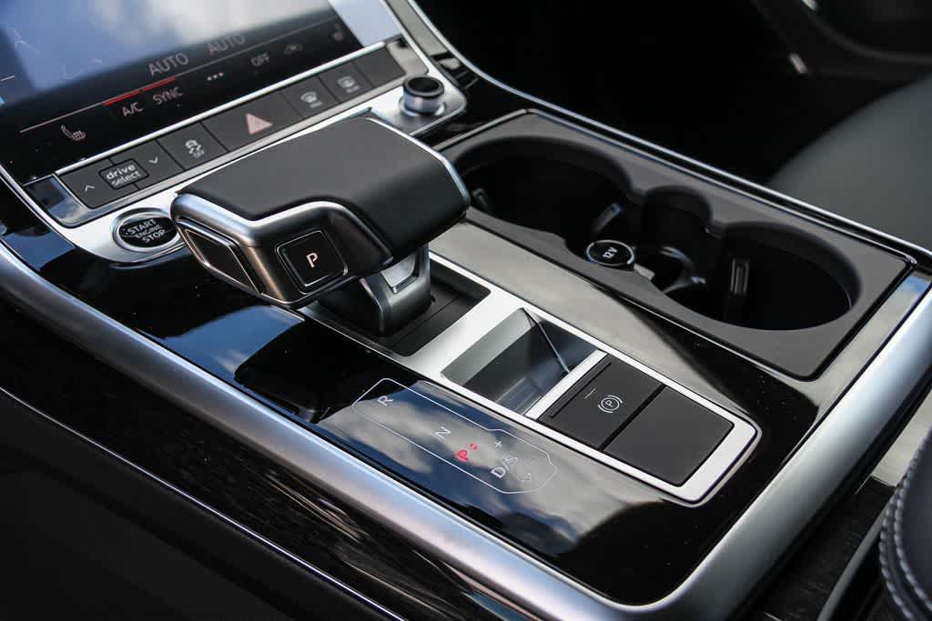 Thumbnail: 2026 Audi Q7 - 20