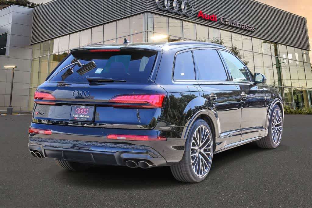 Thumbnail: 2026 Audi SQ7 - 4