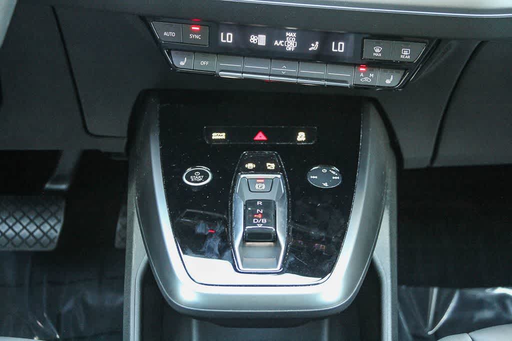 Thumbnail: 2023 Audi Q4 e-tron - 14