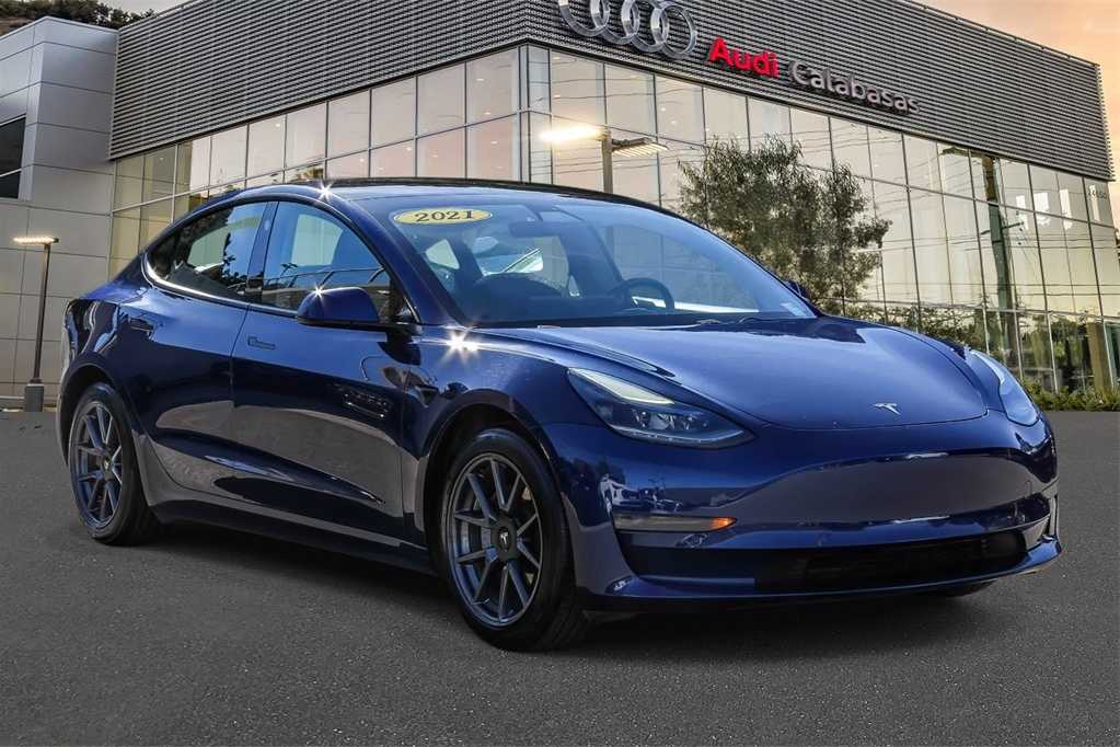 Thumbnail: 2021 Tesla Model 3 - 5