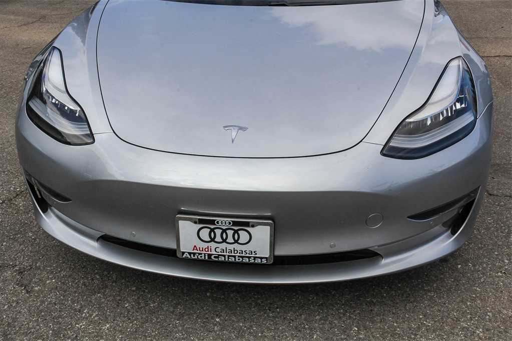 Thumbnail: 2018 Tesla Model 3 - 8