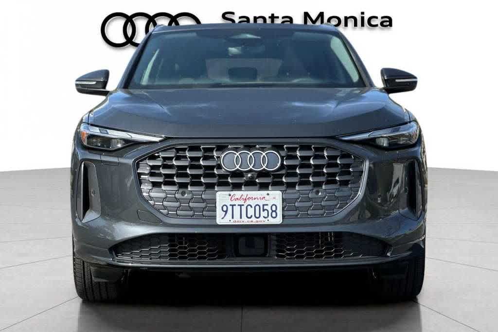 Thumbnail: 2025 Audi Q5 - 10