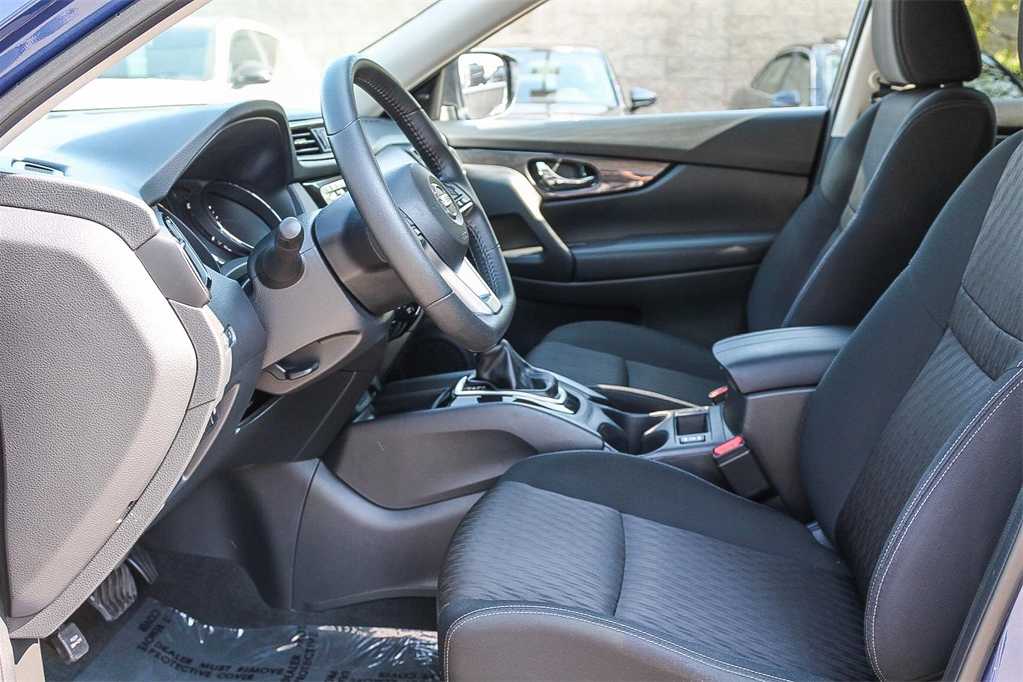 Thumbnail: 2020 Nissan Rogue - 19