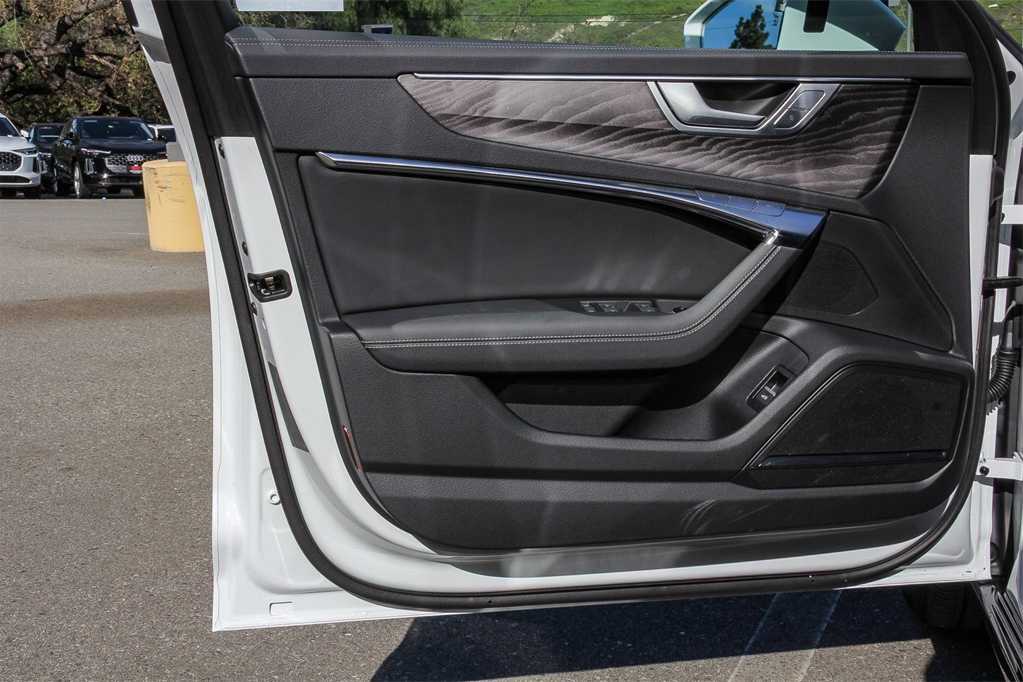 Thumbnail: 2025 Audi A6 - 22