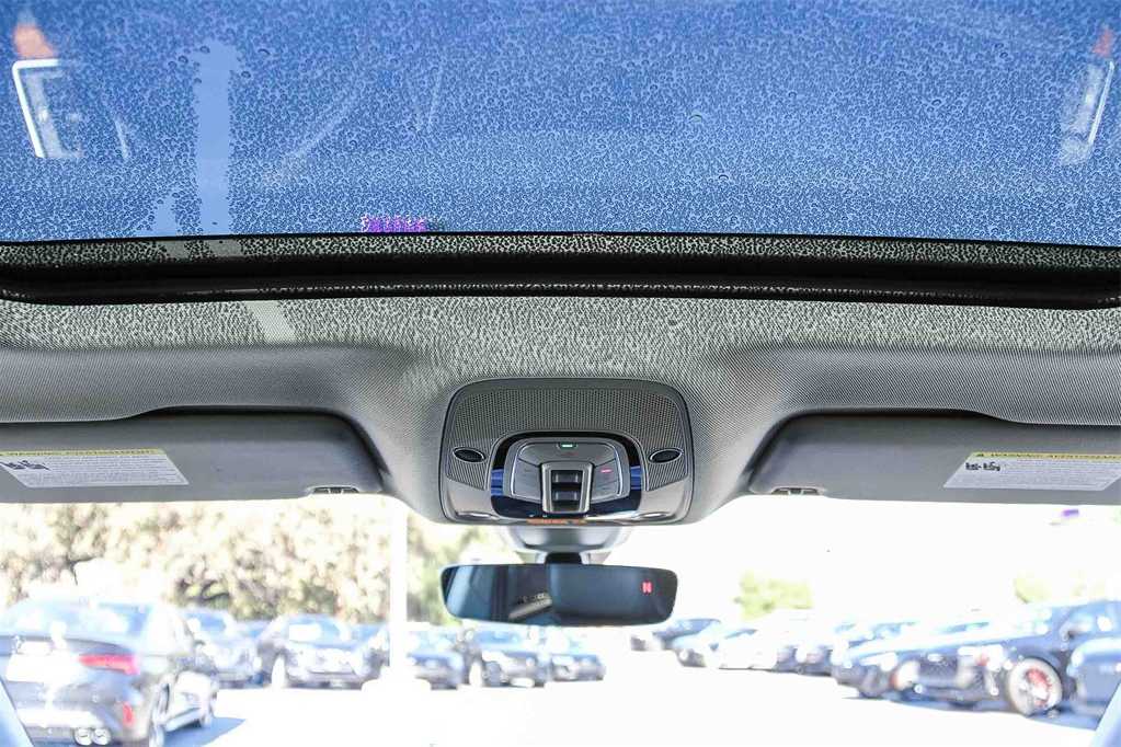 Thumbnail: 2023 Audi Q5 - 12