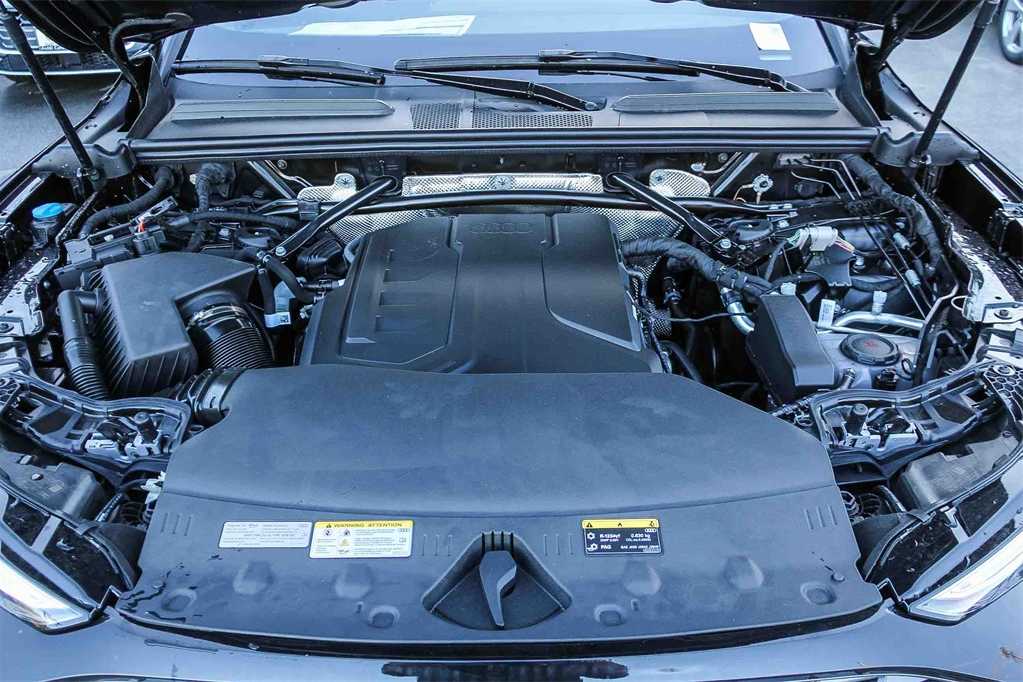 Thumbnail: 2025 Audi Q5 - 26