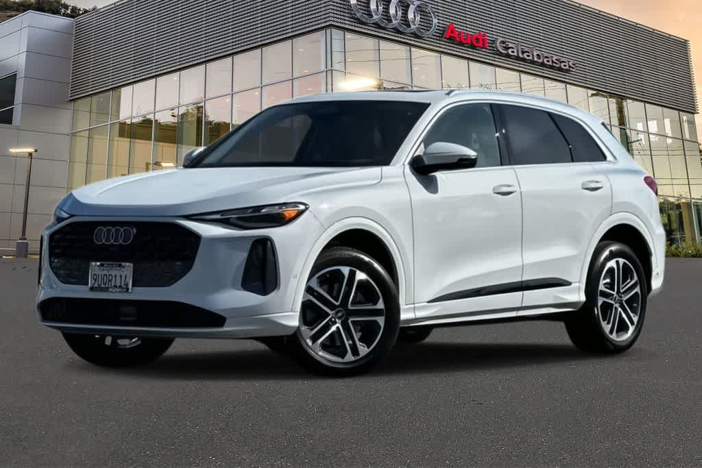 Thumbnail: 2025 Audi Q5 - 1
